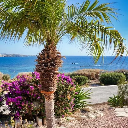 H&o Sunrise In Coral Bay! Tatil Evi