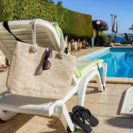 H&o Sunrise In Coral Bay! بيت للعطل كورال باي