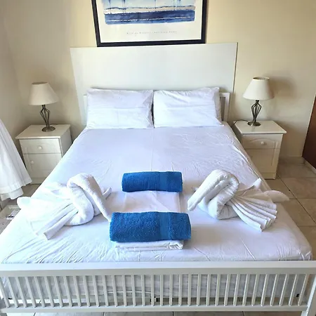 H&o Sunrise In Coral Bay! * كورال باي