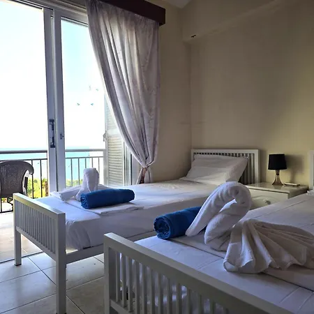 H&o Sunrise In Coral Bay! * كورال باي